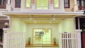 2 Bedroom Townhouse for sale in Sanam Bin, Bangkok