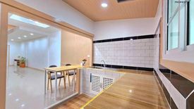 2 Bedroom Townhouse for sale in Sanam Bin, Bangkok