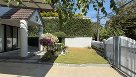 3 Bedroom House for rent in Hua Mak, Bangkok near MRT Yaek Lam Sali