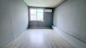 4 Bedroom Townhouse for rent in Thung Maha Mek, Bangkok near MRT Lumpini