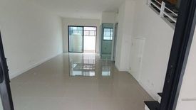 3 Bedroom Townhouse for rent in Patio Srinakarin - Rama 9, Hua Mak, Bangkok