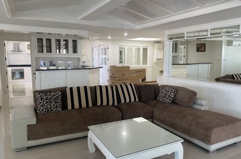 4 Bedroom Condo for rent in Tai Ping Towers, Khlong Tan Nuea, Bangkok