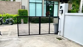 3 Bedroom Townhouse for sale in H Living Space Rong Po-Sukhumvit, Takhian Tia, Chonburi