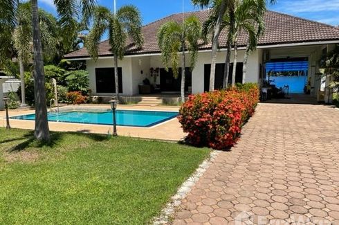 3 Bedroom Villa for sale in Rawai, Phuket