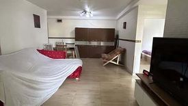 2 Bedroom Condo for sale in Huai Khwang, Bangkok near MRT Huai Khwang