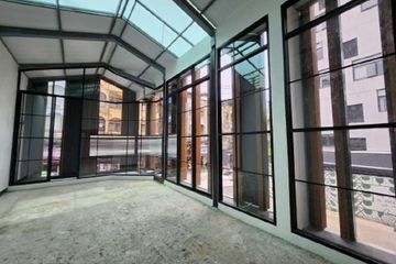 Commercial for rent in Khlong Toei Nuea, Bangkok near MRT Sukhumvit