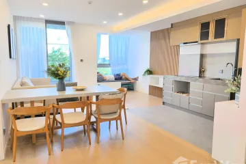 2 Bedroom Condo for rent in HOLME Ekkamai 22, Khlong Tan Nuea, Bangkok