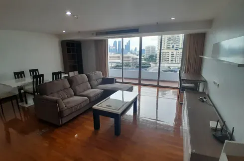 3 Bedroom Condo for rent in Queens Park View, Khlong Tan, Bangkok near BTS Phrom Phong