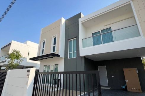 4 Bedroom Villa for rent in Palm Ville Khuang Sing Intersection-Chotana Rd., Chang Phueak, Chiang Mai