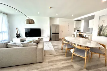 2 Bedroom Condo for rent in The Address Sukhumvit 42, Phra Khanong, Bangkok near BTS Ekkamai