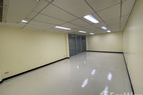 Office for rent in Krit Limited Company, Thung Maha Mek, Bangkok near MRT Lumpini