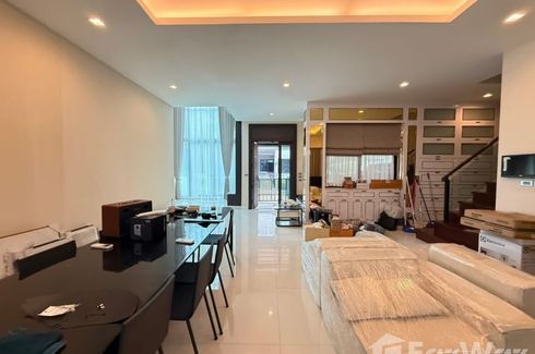 5 Bedroom House for rent in SOUL Ratchadapisek 68, Wong Sawang, Bangkok near MRT Wong Sawang