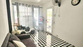 3 Bedroom Townhouse for sale in Khlong Sam, Pathum Thani