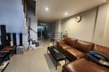 3 Bedroom Townhouse for sale in Thanapat Haus Sathorn - Narathiwas, Chong Nonsi, Bangkok
