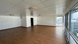 3 Bedroom Condo for sale in Vibhavadi Suite, Chom Phon, Bangkok near MRT Phahon Yothin