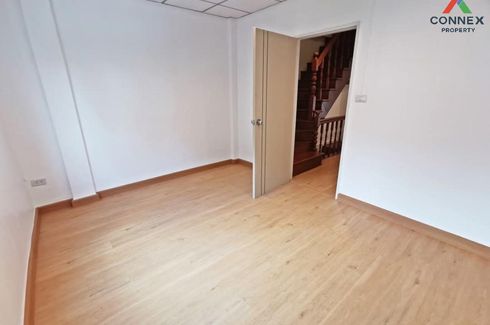 5 Bedroom Townhouse for sale in Om Noi, Samut Sakhon