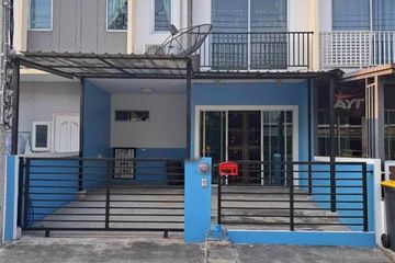 3 Bedroom Townhouse for sale in Min Buri, Bangkok