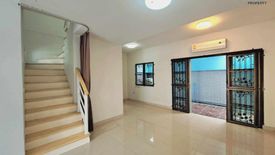 3 Bedroom Townhouse for sale in Min Buri, Bangkok