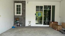 3 Bedroom Townhouse for sale in Golden Town Phaholyothin-Lumlukka, Khu Khot, Pathum Thani