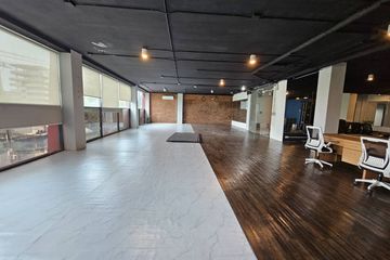 1 Bedroom Office for rent in Khlong Tan Nuea, Bangkok near BTS Ekkamai