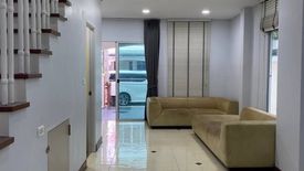 3 Bedroom Townhouse for sale in Baan Klang Muang The Paris Rama 9 - Ramkamhaeng, Hua Mak, Bangkok near Airport Rail Link Hua Mak