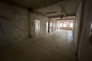 4 Bedroom Commercial for rent in Khlong Ton Sai, Bangkok near BTS Krung Thon Buri