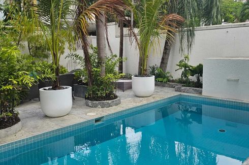 2 Bedroom Villa for sale in Rawai, Phuket