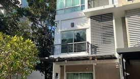 3 Bedroom Townhouse for rent in The Metro Rama 9, Prawet, Bangkok