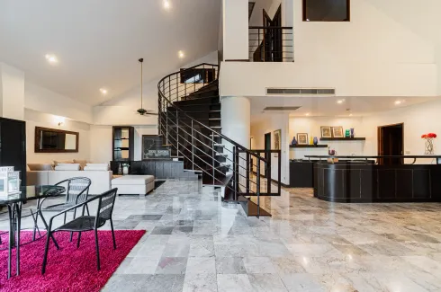 4 Bedroom Condo for rent in Raintree Village Apartment, Khlong Tan Nuea, Bangkok near BTS Phrom Phong