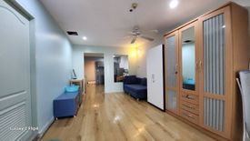 1 Bedroom Condo for sale in Nusa State Tower Condominium, Silom, Bangkok near BTS Surasak