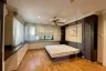 3 Bedroom Condo for rent in Ruamrudee Garden House, Lumpini, Bangkok near BTS Ploen Chit