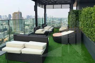 2 Bedroom Condo for rent in Condolette Dwell Sukhumvit 26, Khlong Tan, Bangkok near BTS Phrom Phong