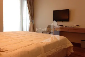 3 Bedroom Condo for rent in Serene Place Sukhumvit 24, Khlong Tan, Bangkok near BTS Phrom Phong
