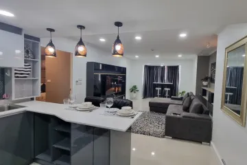 1 Bedroom Condo for sale in Omni Tower Sukhumvit Nana, Khlong Toei, Bangkok near BTS Nana