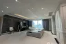 4 Bedroom Condo for sale in Royce Private Residences, Khlong Toei Nuea, Bangkok near BTS Asoke