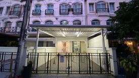 3 Bedroom Townhouse for sale in Baan Klang Muang The Paris Rama 9 - Ramkamhaeng, Hua Mak, Bangkok near Airport Rail Link Hua Mak