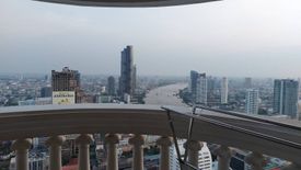 1 Bedroom Condo for rent in Nusa State Tower Condominium, Silom, Bangkok near BTS Surasak