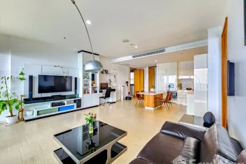 2 Bedroom Condo for sale in Northpoint, Na Kluea, Chonburi