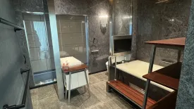 2 Bedroom Condo for sale in The Ritz - Carlton Residences at MahaNakhon, Silom, Bangkok near BTS Chong Nonsi