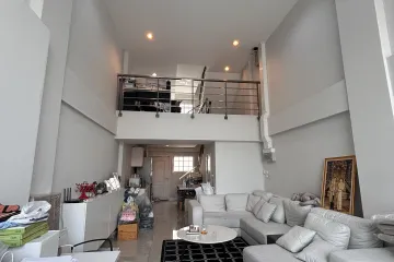 3 Bedroom Townhouse for sale in Bang Na, Bangkok