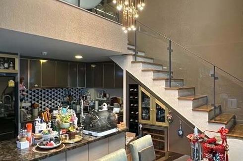 3 Bedroom Condo for rent in Maestro 01 Sathorn-Yenakat, Thung Maha Mek, Bangkok near MRT Khlong Toei