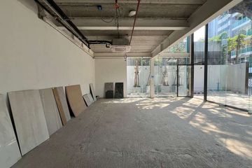 Commercial for rent in Phra Khanong Nuea, Bangkok