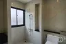 Office for rent in Suan Luang, Bangkok near MRT Si Nut