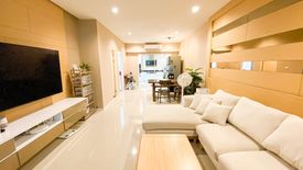 3 Bedroom Townhouse for sale in Baan Klang Muang Sukhumvit 77, Suan Luang, Bangkok near BTS On Nut