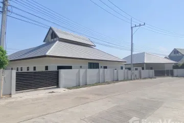 3 Bedroom House for sale in Emerald Scenery, Thap Tai, Prachuap Khiri Khan