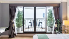 1 Bedroom Condo for rent in Nusa State Tower Condominium, Silom, Bangkok near BTS Surasak