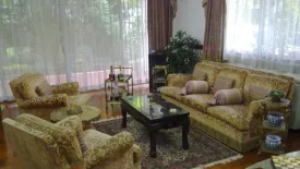 5 Bedroom House for sale in Phaya Thai, Bangkok