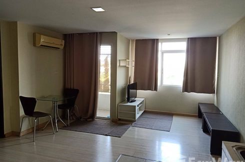 2 Bedroom Condo for sale in J.W. Boulevard Srivara, Phlapphla, Bangkok near MRT Huai Khwang