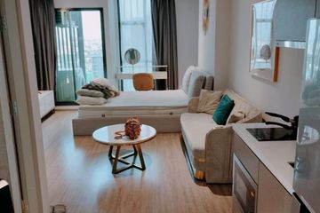 Condo for sale in RHYTHM Ekkamai, Khlong Tan Nuea, Bangkok near BTS Ekkamai