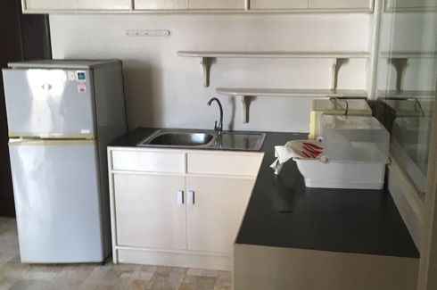 1 Bedroom Condo for sale in Saranjai Mansion, Khlong Toei, Bangkok near BTS Nana